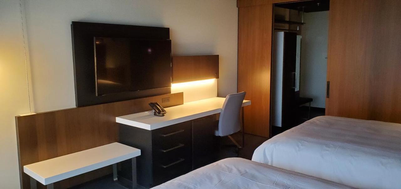 Grand Times - Centropolis 4* Laval
