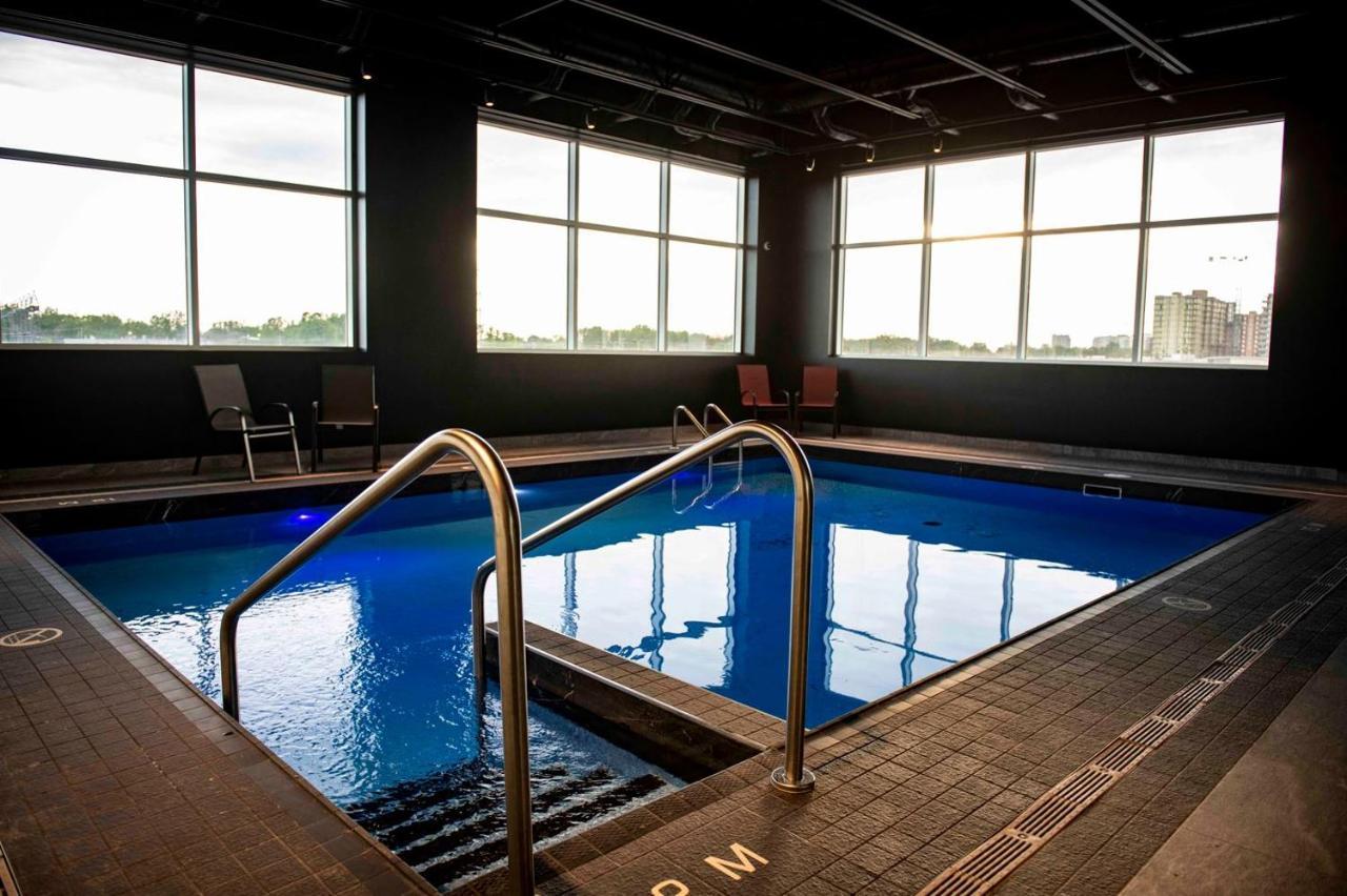 Hotel Grand Times - Centropolis Laval